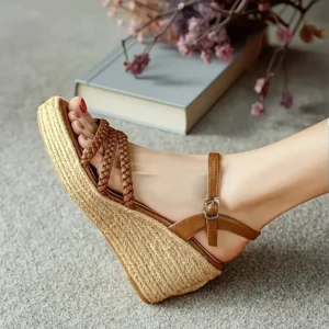 0035b0c7-0a53-4829-a496-b7f3b794ffdc.webp Stylish Summer Wedge Sandals