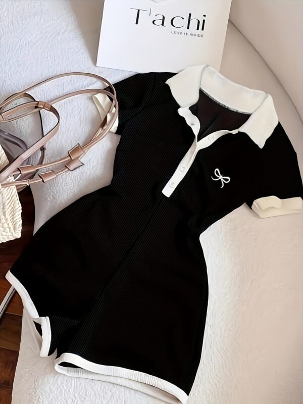01-6.jpg Comfort Casual Color-Block Bodysuit