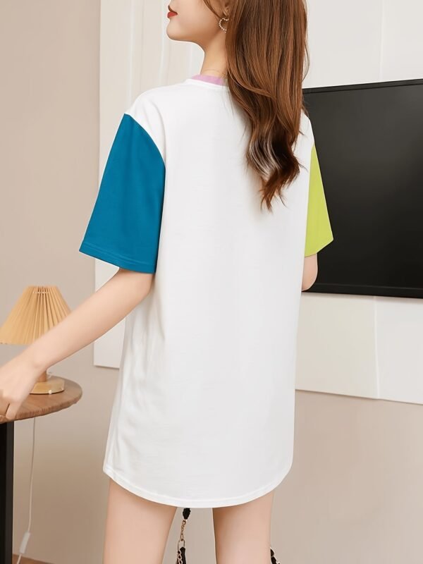 05-18.jpg Everyday Trendy Loose-Fit T-Shirt